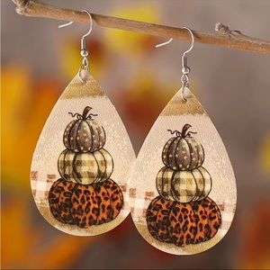 🤍Fall Stacked Pumpkin Earrings🤍